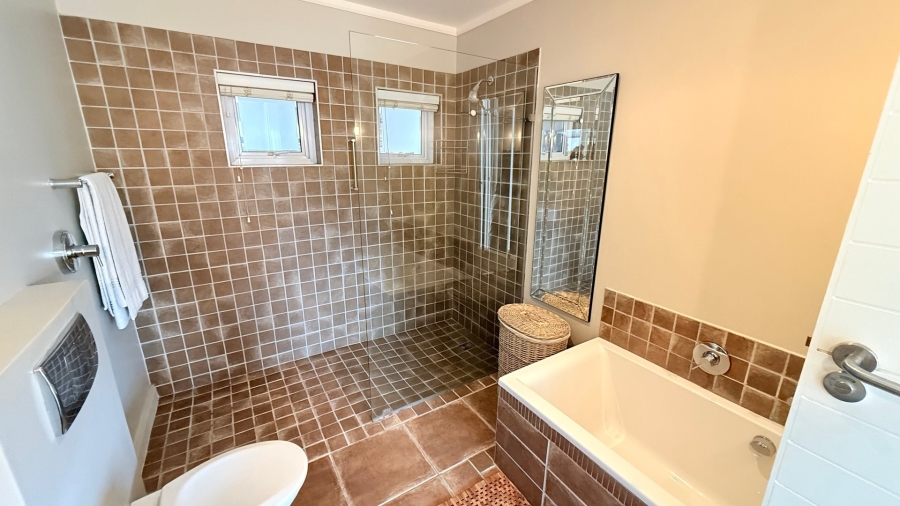 To Let 2 Bedroom Property for Rent in Thesen Islands Western Cape